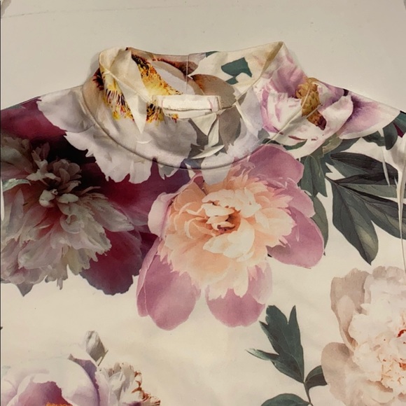 Floral Shirt - Picture 5 of 5